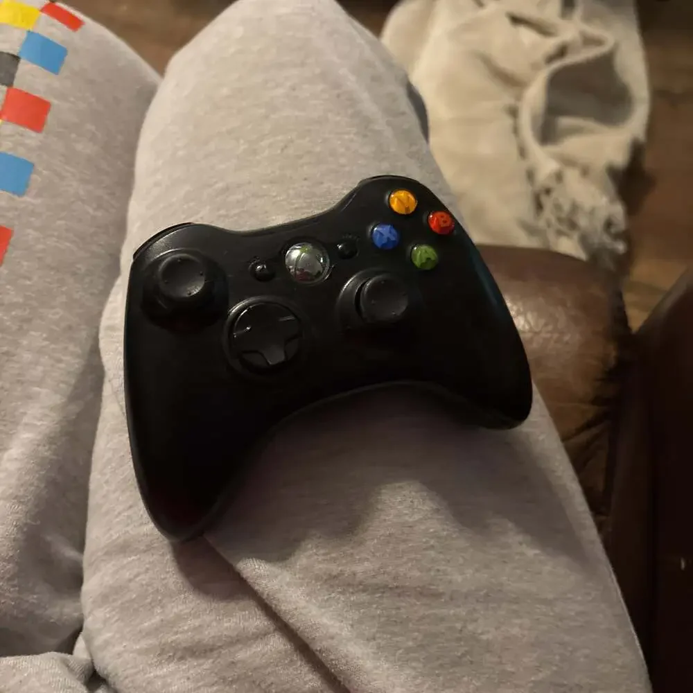 Official Microsoft Xbox 360 Black Wireless Controller